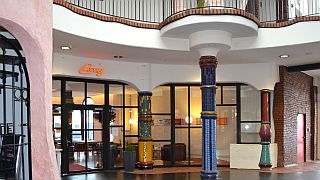 Mehr Informationen zum HUNDERTWASSER BAHNHOF - Foto � Petra Hitz-Bergmann